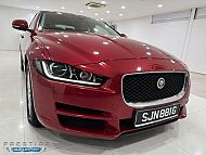 Jaguar XE 2.0 I4P TSS 2016 Red RevCam Pushstart